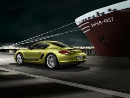 First pictures of the 2011 Porsche Cayman R
