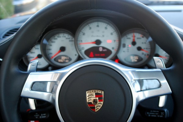 Porsche 911 Turbo S paddle Shifters