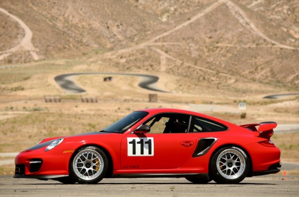 Porsche 911 GT2 RS used by Jeff Zwartz at the 89 Pike Peak Hillclimb