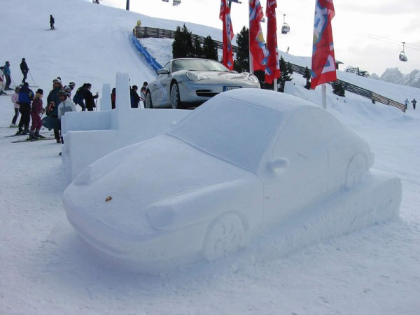 Porsche made of sculpted from snow