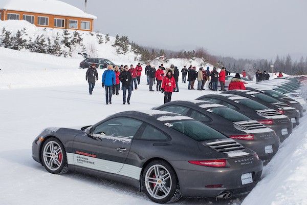 attendees splitting into groups at Porsches Camp4 Canada