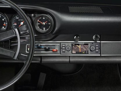 interior of a classic 911 with navigation radio from Porsche Classic