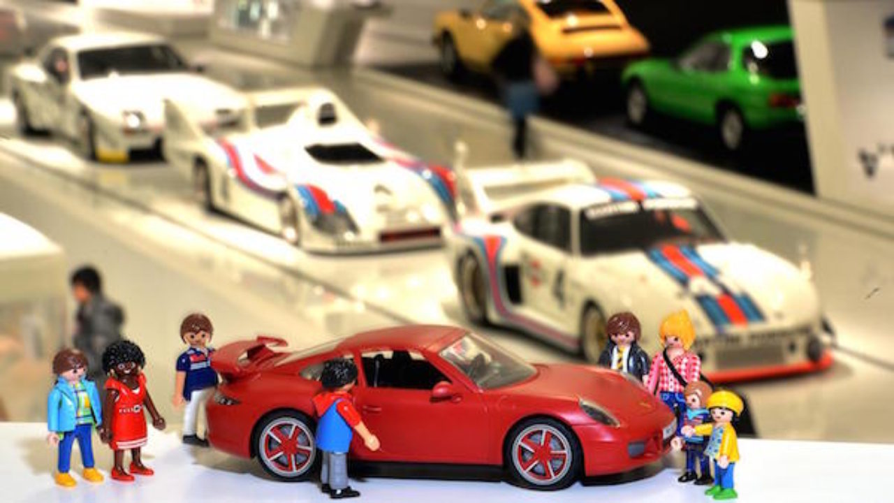 Playmobil Porsche Car : PLAYMOBIL®: : Toys