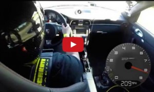 anthony taylor driving his porsche 997 turbo during world record half mile run