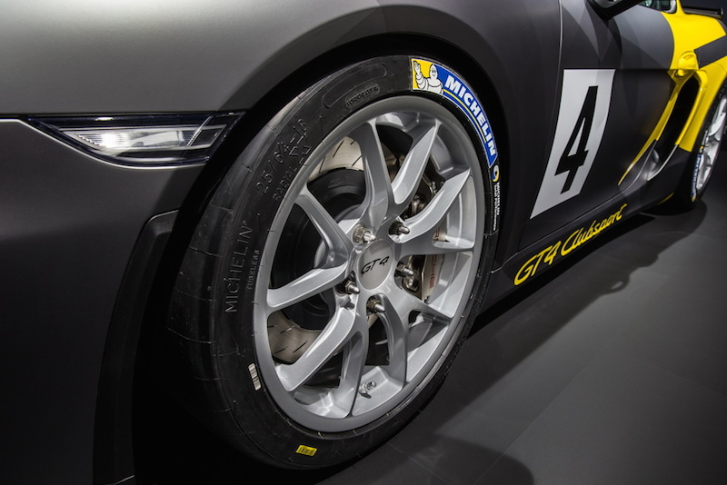 Porsche Cayman GT4 Clubsport brakes