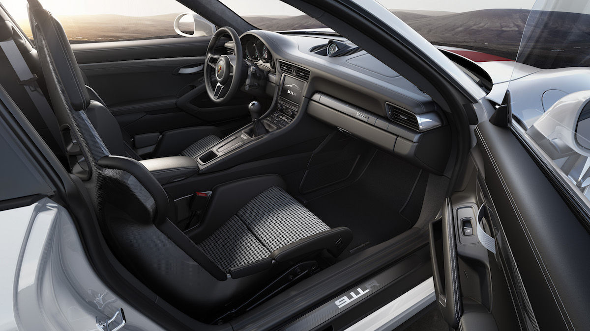 Porsche 911 R interior revealed