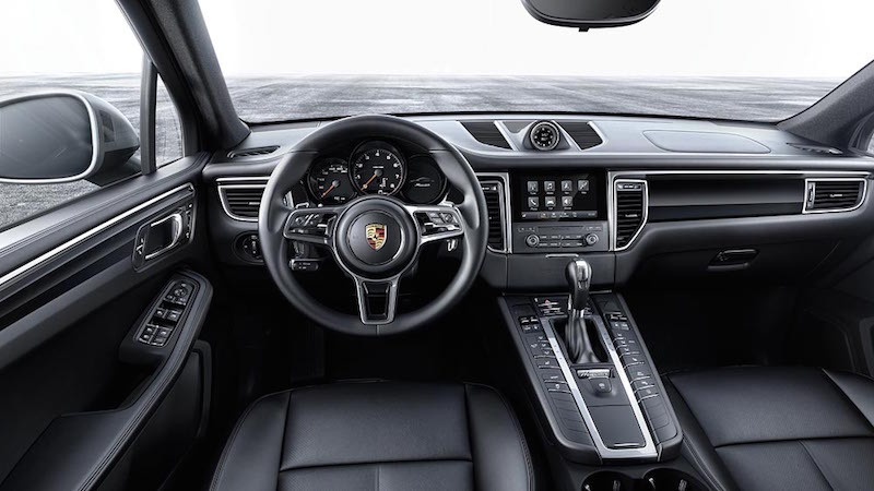 2017 Porsche Macan entry level interior