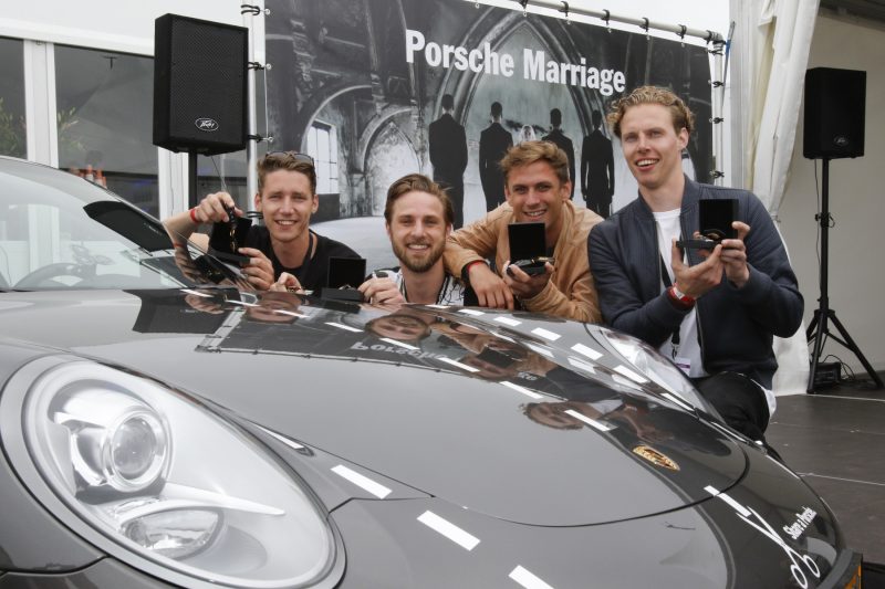 the four winners of the Porsche Marriage contest in the Netherlands