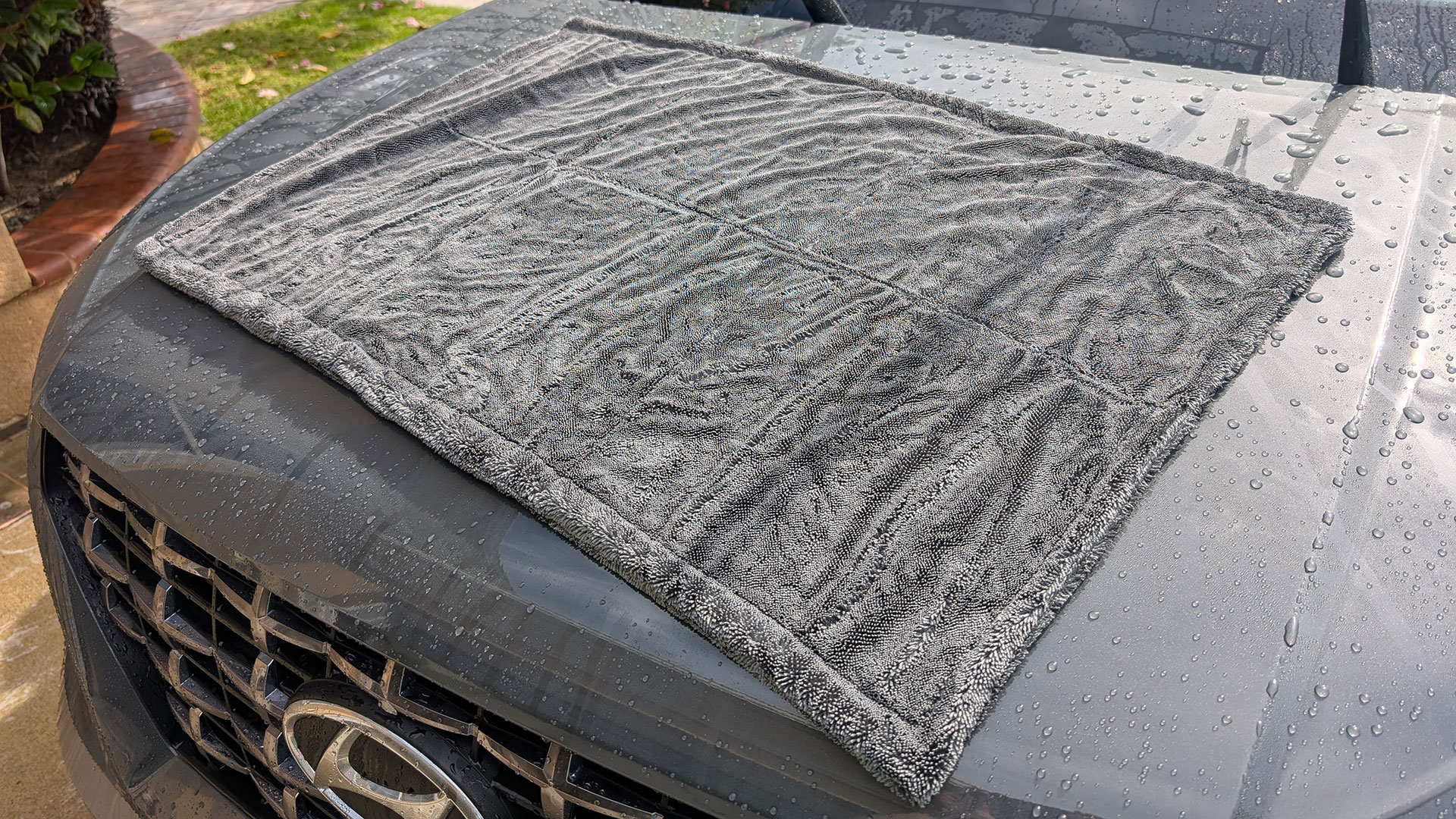 AutoManiacs Drying Towel | Photo credit: Jason Siu / FlatSixes