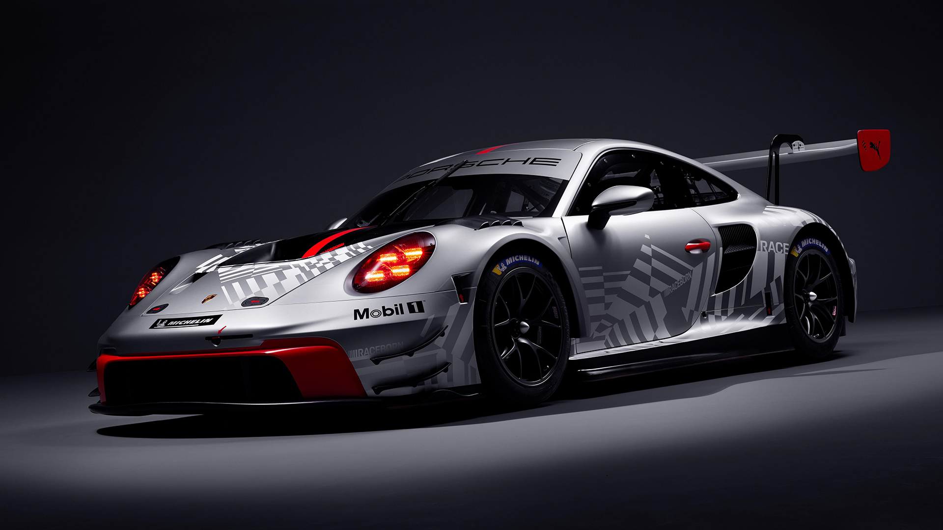 Porsche details 2026 911 GT3 R evolution with aero and suspension upgrades Porsche details 2026 911 GT3 R evolution with aero and suspension upgrades